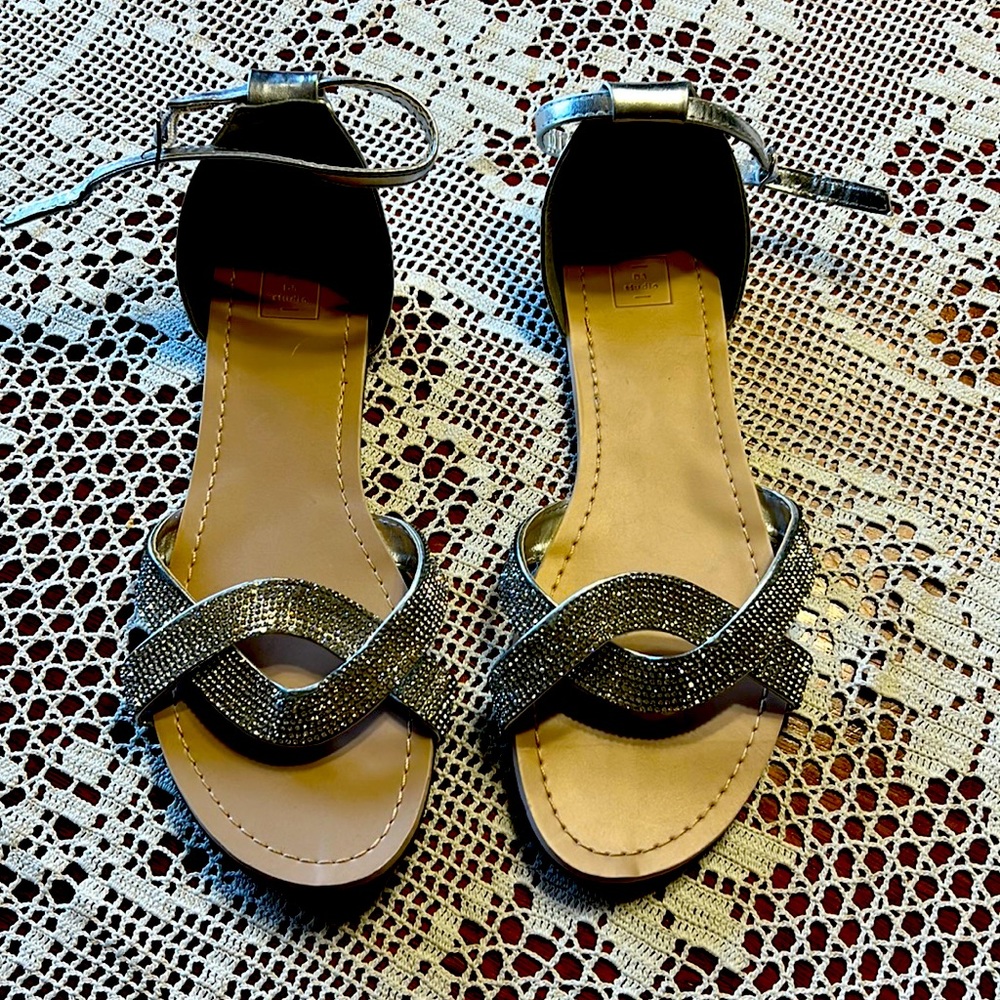 Brand new never worn sandals